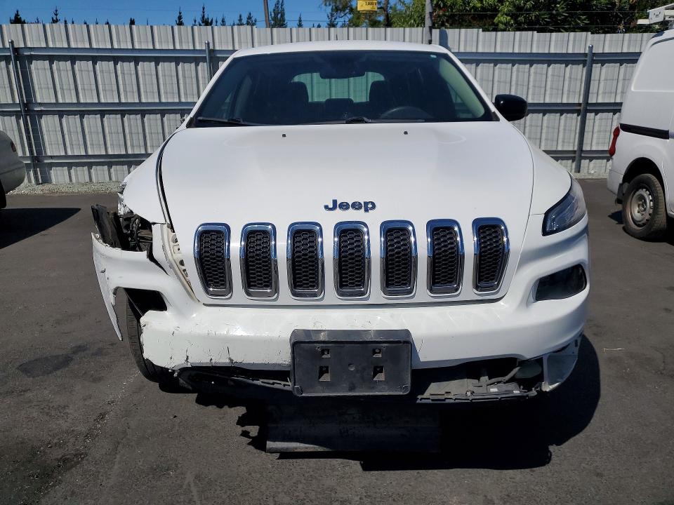 2017 Jeep Cherokee მანქანა იყიდება აუქციონზე, vin: 1C4PJMAB2HD235040, აუქციონის ნომერი: 59688686