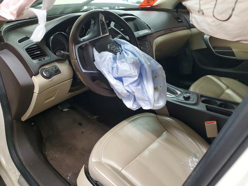 61420576 :رقم المزاد ، 2G4GT5GK5C9137516 vin ، 2012 Buick Regal مزاد بيع