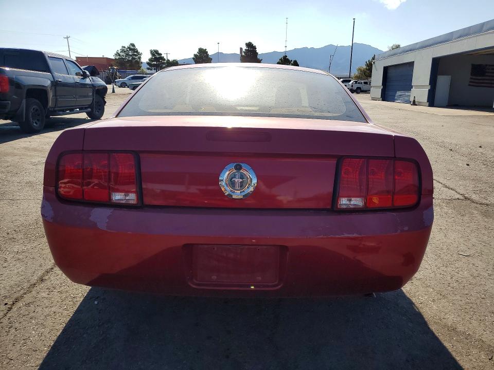 Продажа на аукционе авто 2006 Ford Mustang, vin: 1ZVFT80N565149265, номер лота: 61184396