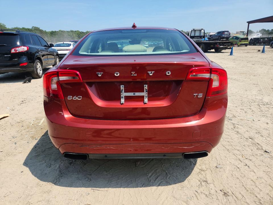 2015 Volvo S60 მანქანა იყიდება აუქციონზე, vin: YV126MFK8F1340226, აუქციონის ნომერი: 61216346