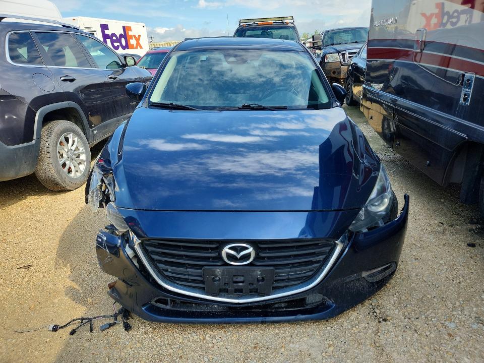 2018 Mazda 3 მანქანა იყიდება აუქციონზე, vin: JM1BN1V75J1165978, აუქციონის ნომერი: 57926556