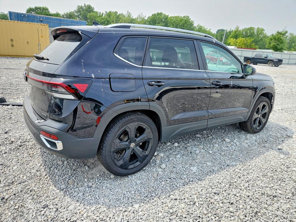 2025 Volkswagen Taos მანქანა იყიდება აუქციონზე, vin: 3VV4C7B2XSM014697, აუქციონის ნომერი: 61712386