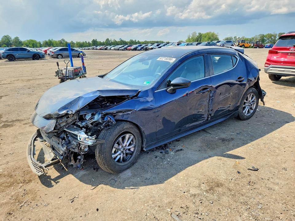Продаж на аукціоні авто 2021 Mazda 3, vin: JM1BPAJL9M1318816, номер лоту: 62218096