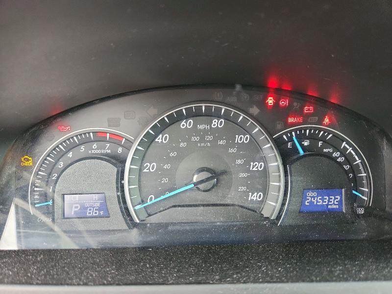 61518556 :رقم المزاد ، 4T1BF1FK3CU045836 vin ، 2012 Toyota Camry مزاد بيع