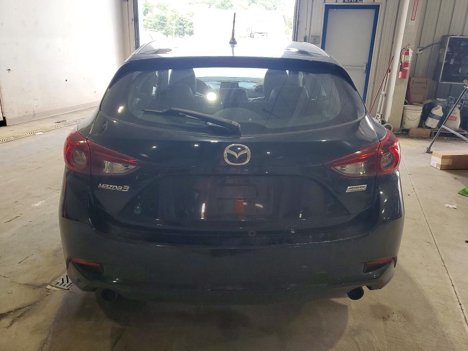 61876346 :رقم المزاد ، JM1BN1L38H1130278 vin ، 2017 Mazda 3 مزاد بيع