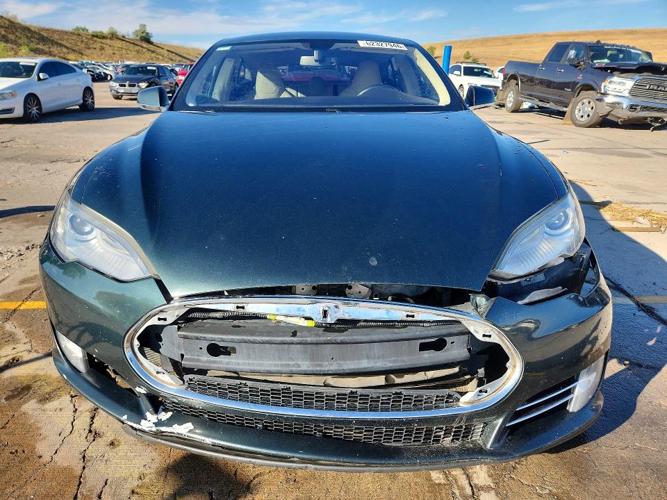 Продажа на аукционе авто 2014 Tesla Model S, vin: 5YJSA1H16EFP32943, номер лота: 62327946