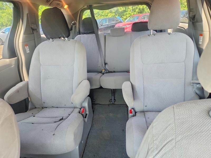2015 Toyota Sienna მანქანა იყიდება აუქციონზე, vin: 5TDZK3DCXFS622697, აუქციონის ნომერი: 60566426
