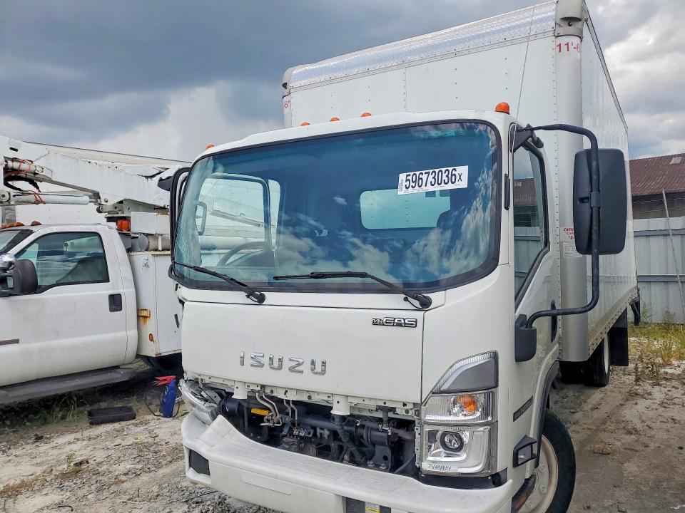 59673036 :رقم المزاد ، 54DC4W1D4PS204378 vin ، 2023 Isuzu Npr Hd مزاد بيع