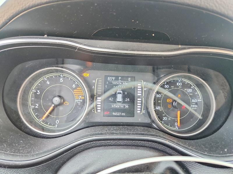 Продажа на аукционе авто 2019 Jeep Cherokee, vin: 1C4PJMCB7KD252825, номер лота: 59792306