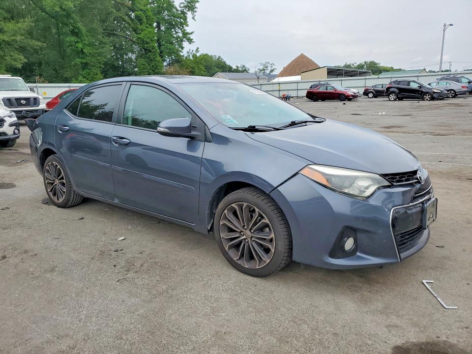 61508286 :رقم المزاد ، 5YFBURHE1FP341083 vin ، 2015 Toyota Corolla مزاد بيع