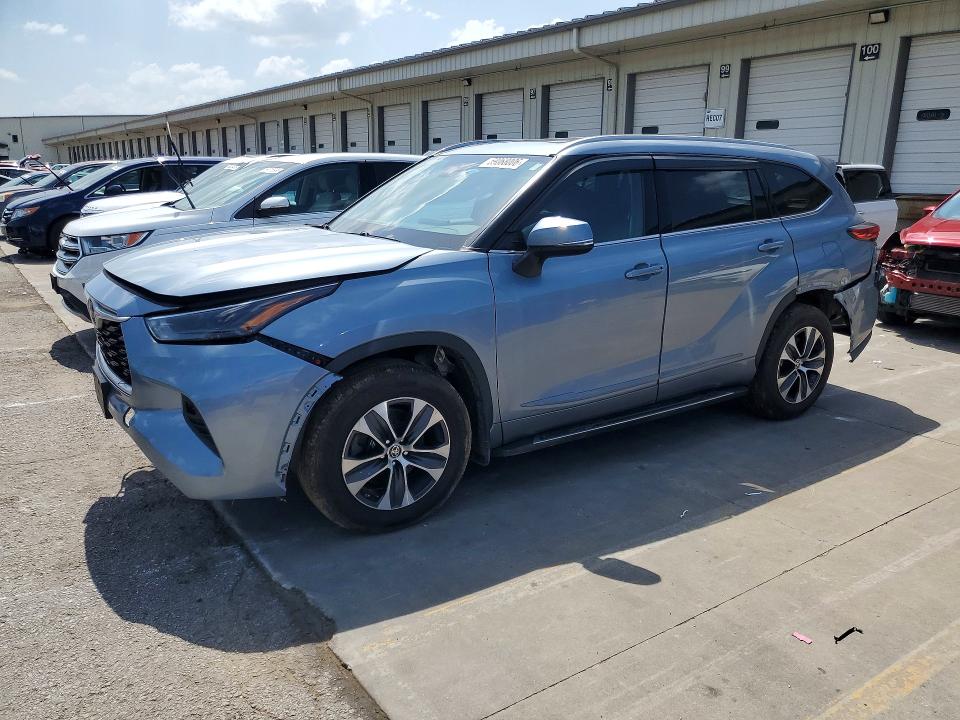 59068006 :رقم المزاد ، 5TDHZRBH9NS244900 vin ، 2022 Toyota Highlander مزاد بيع