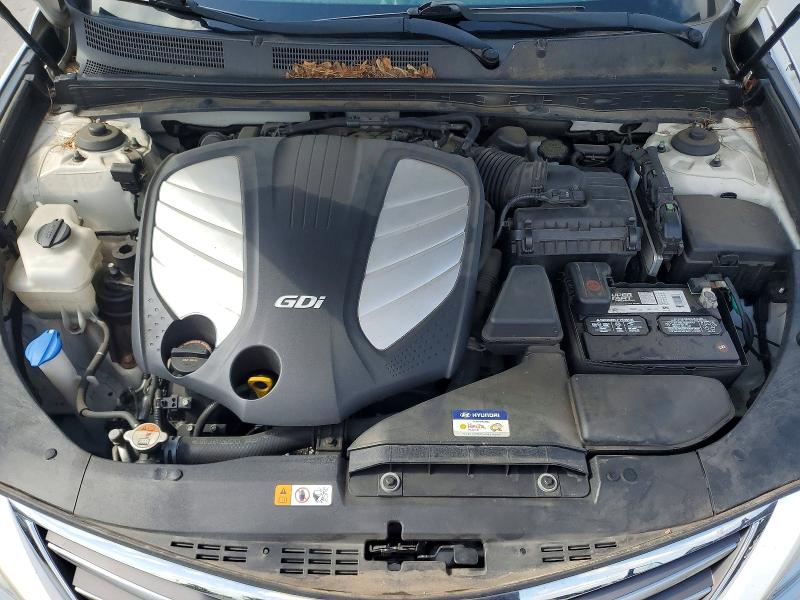 61696646 :رقم المزاد ، KMHFH4JG2HA586613 vin ، 2017 Hyundai Azera مزاد بيع