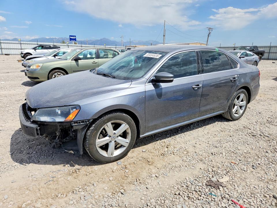 60494636 :رقم المزاد ، 1VWAS7A32FC116434 vin ، 2015 Volkswagen Passat مزاد بيع