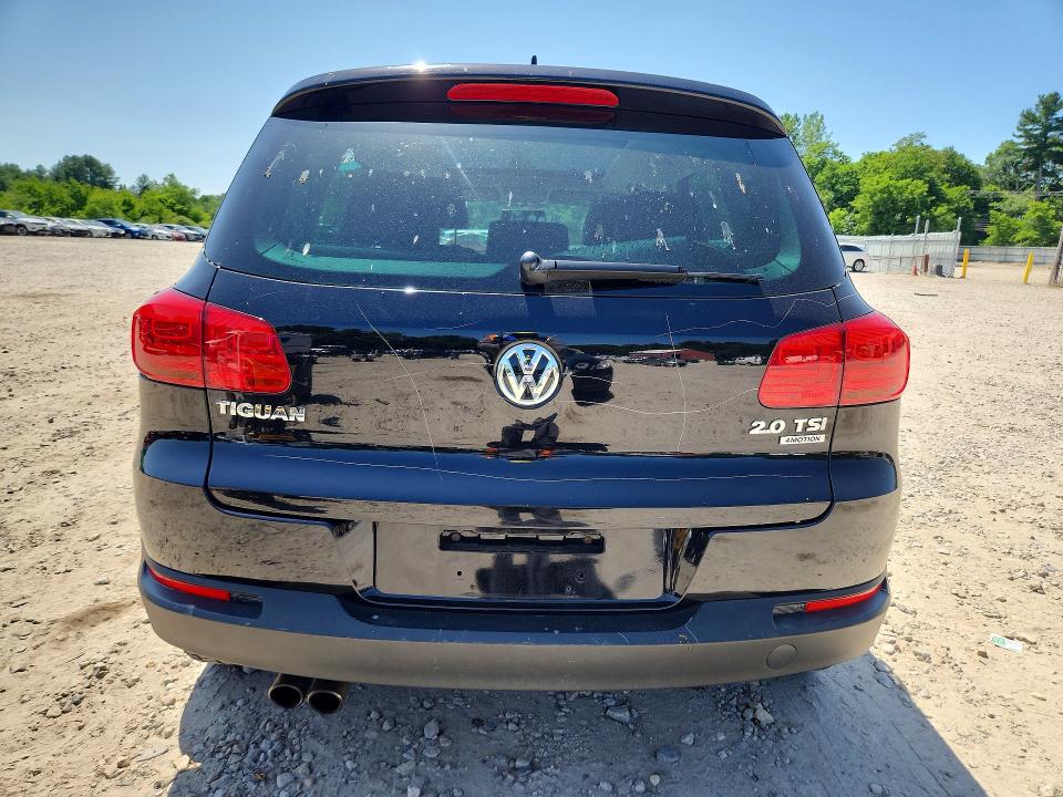 2013 Volkswagen Tiguan მანქანა იყიდება აუქციონზე, vin: WVGBV3AX8DW074661, აუქციონის ნომერი: 59367056