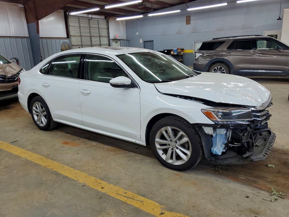 Продажа на аукционе авто 2020 Volkswagen Passat, vin: 1VWWA7A32LC004804, номер лота: 61496856