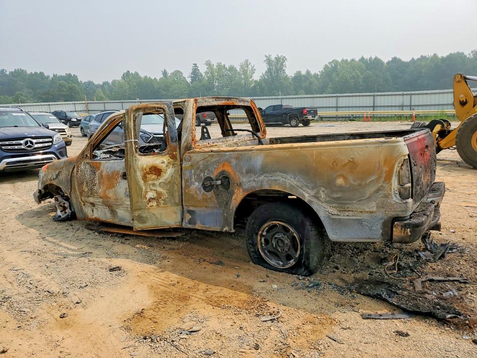 61033376 :رقم المزاد ، 1FTRX17L4XNA38188 vin ، 1999 Ford F150 مزاد بيع