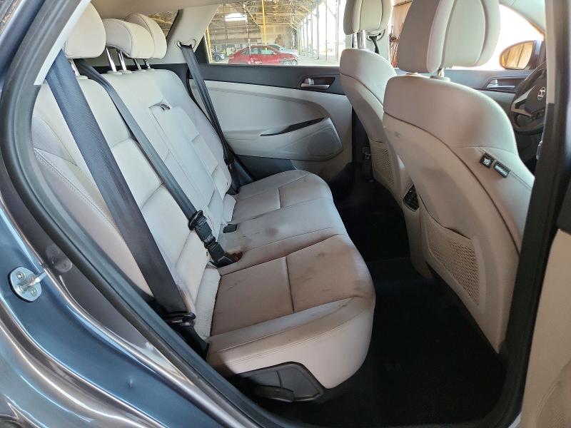 2017 Hyundai Tucson მანქანა იყიდება აუქციონზე, vin: KM8J33A24HU524295, აუქციონის ნომერი: 61506316