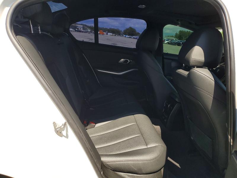 60783946 :رقم المزاد ، WBA5R1C06LFH42630 vin ، 2020 Bmw 330i مزاد بيع