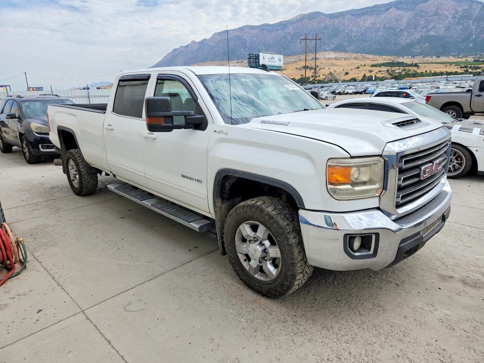 61501406 :رقم المزاد ، 1GT42WCY5HF196848 vin ، 2017 Gmc Sierra مزاد بيع