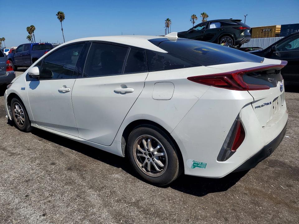 62643116 :رقم المزاد ، JTDKARFP2H3053212 vin ، 2017 Toyota Prius Prime مزاد بيع
