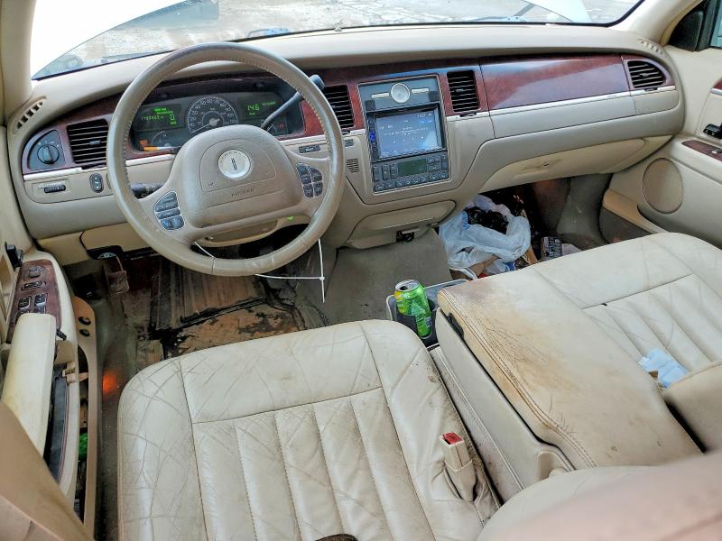 Aukcja sprzedaży 2004 Lincoln Town Car, vin: 1LNHM81W24Y687798, numer aukcji: 61877756