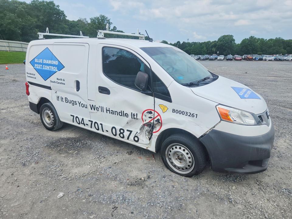 58462016 :رقم المزاد ، 3N6CM0KN8HK700974 vin ، 2017 Nissan Nv200 مزاد بيع
