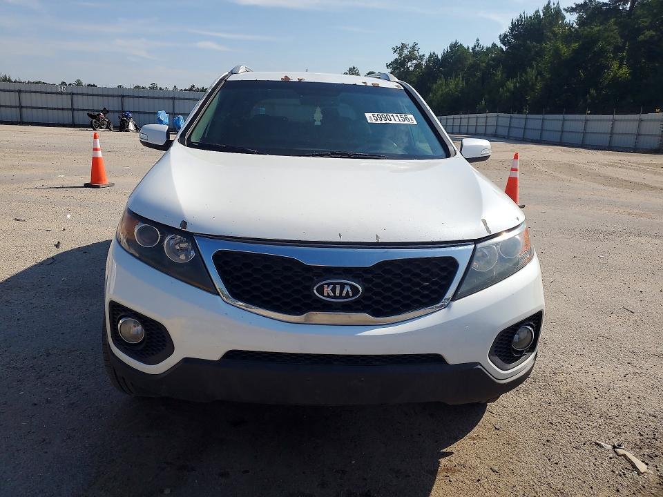 2013 Kia Sorento მანქანა იყიდება აუქციონზე, vin: 5XYKT4A61DG409943, აუქციონის ნომერი: 59901156