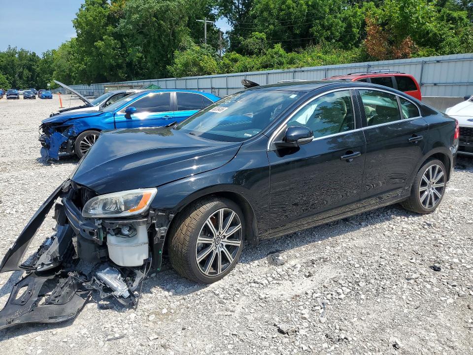 Продаж на аукціоні авто 2015 Volvo S60, vin: YV149MFM6F2335618, номер лоту: 55236406