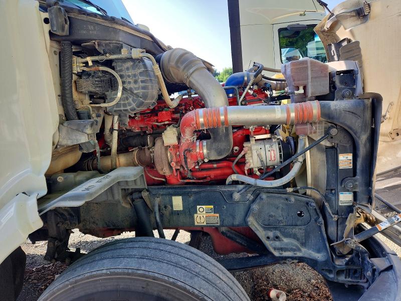 61968106 :رقم المزاد ، 1XPBA48X9JD478313 vin ، 2018 Peterbilt 579 مزاد بيع