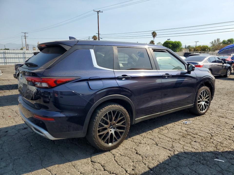 Продажа на аукционе авто 2022 Mitsubishi Outlander, vin: JA4J4UA89NZ045343, номер лота: 61242776
