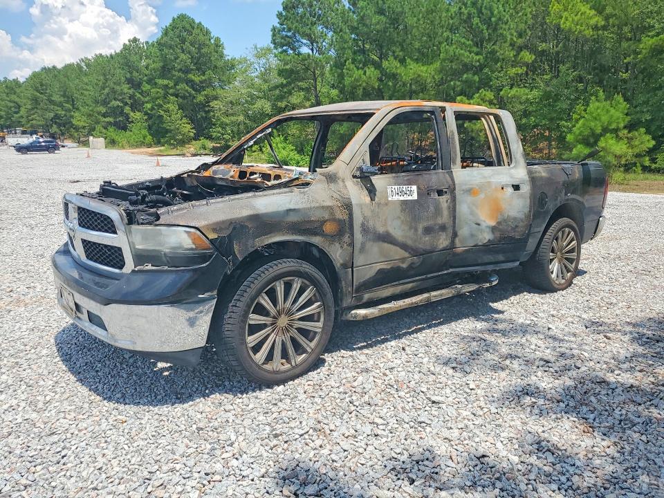 61496456 :رقم المزاد ، 1C6RR6GP0DS513110 vin ، 2013 Ram 1500 مزاد بيع