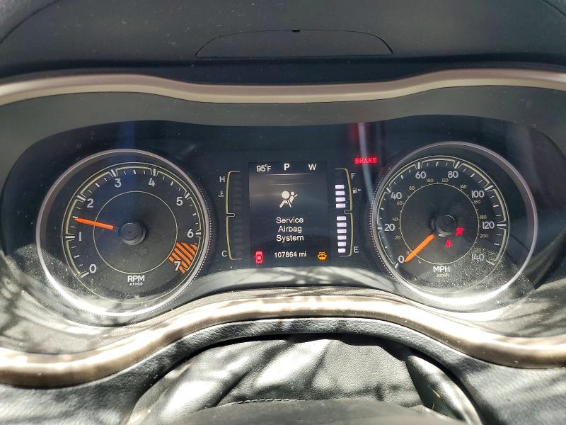 Продажа на аукционе авто 2015 Jeep Cherokee, vin: 1C4PJLCB9FW670176, номер лота: 61213286