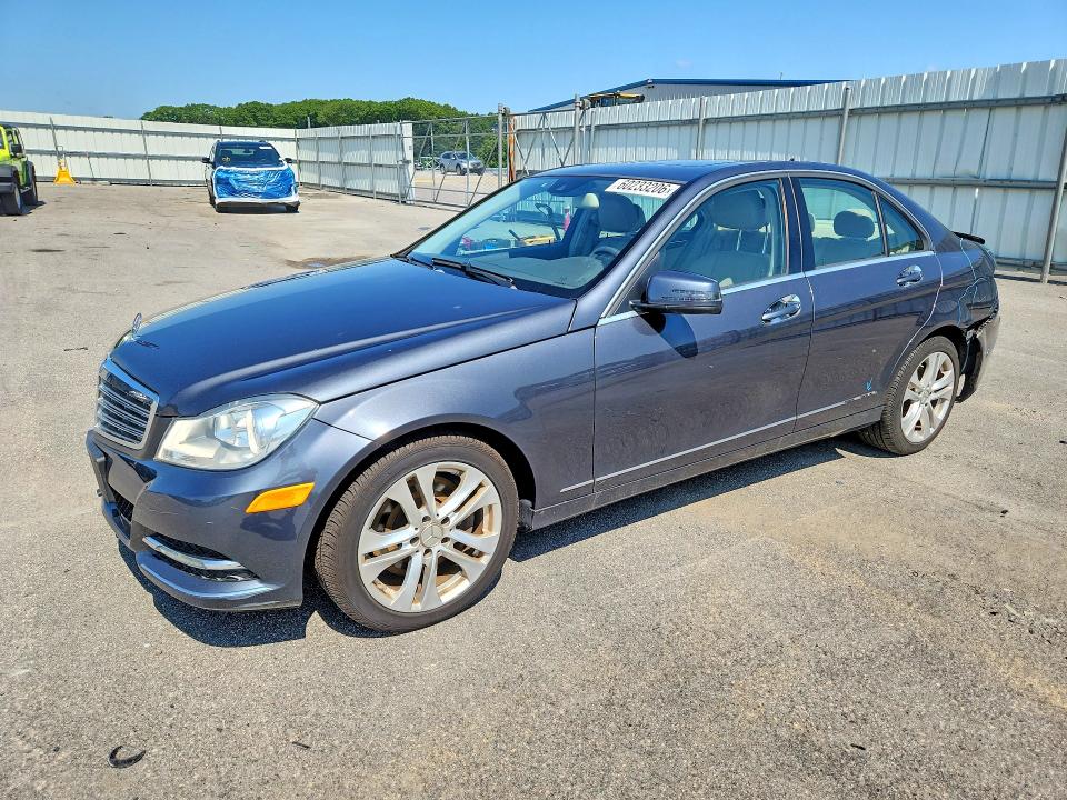 2014 Mercedes-benz C მანქანა იყიდება აუქციონზე, vin: WDDGF8AB0ER305910, აუქციონის ნომერი: 60233206
