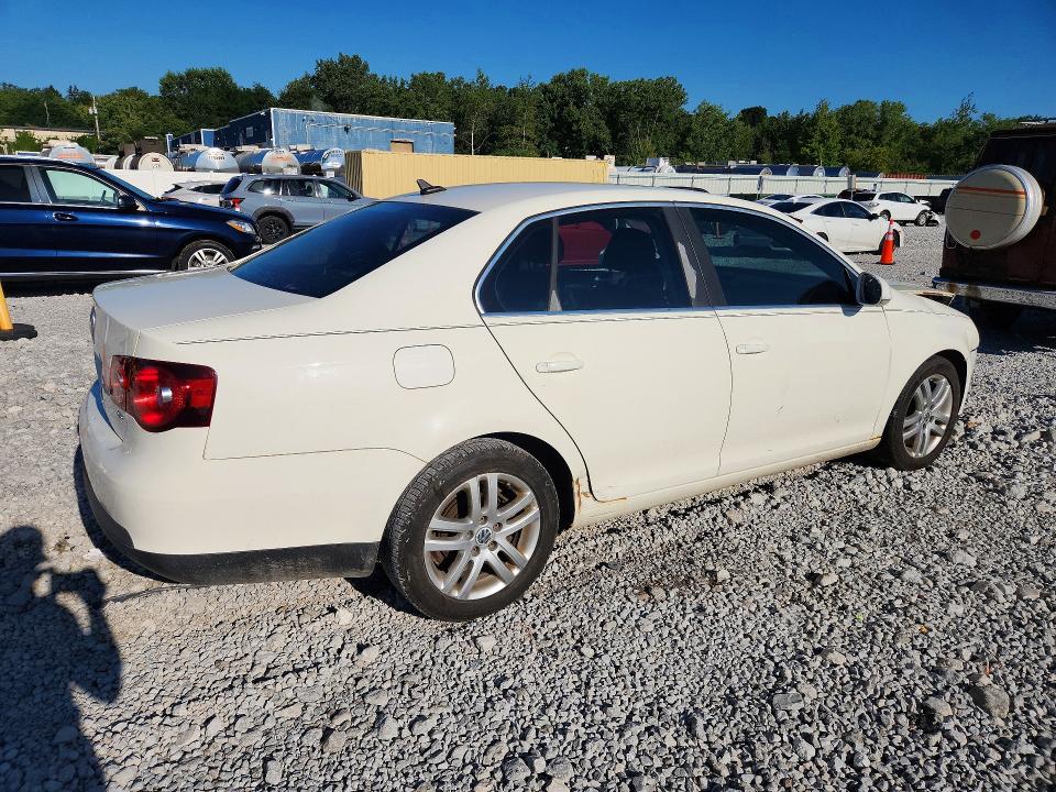 Продаж на аукціоні авто 2008 Volkswagen Jetta, vin: 3VWRM71K88M095983, номер лоту: 62021536