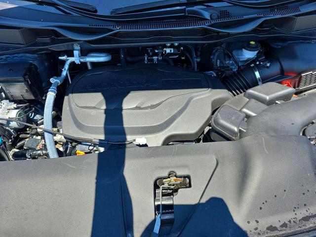 60633926 :رقم المزاد ، 5FNRL6H60SB004824 vin ، 2025 Honda Odyssey مزاد بيع