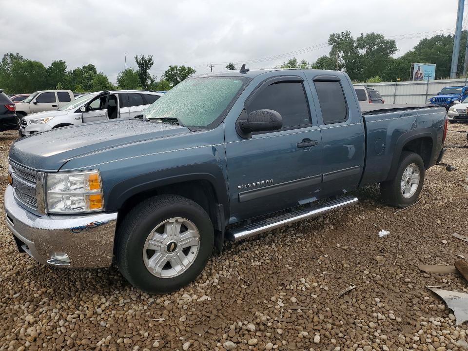 2013 Chevrolet Silverado მანქანა იყიდება აუქციონზე, vin: 1GCRKSE75DZ384877, აუქციონის ნომერი: 62610736