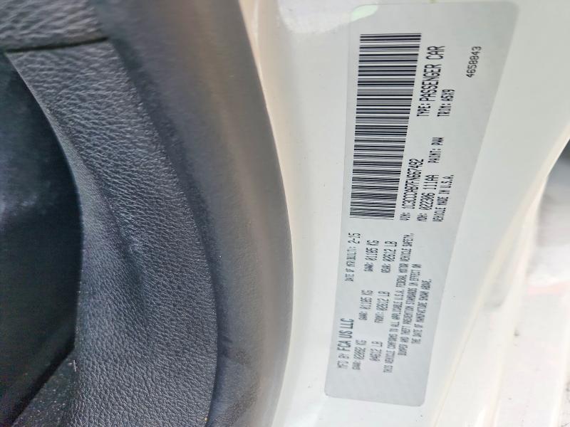 Продаж на аукціоні авто 2015 Chrysler 200, vin: 1C3CCCAB7FN667492, номер лоту: 61495676