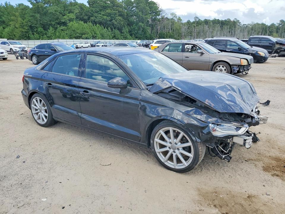 Продажа на аукционе авто 2016 Audi A3, vin: WAUA7GFF6G1038628, номер лота: 61413626