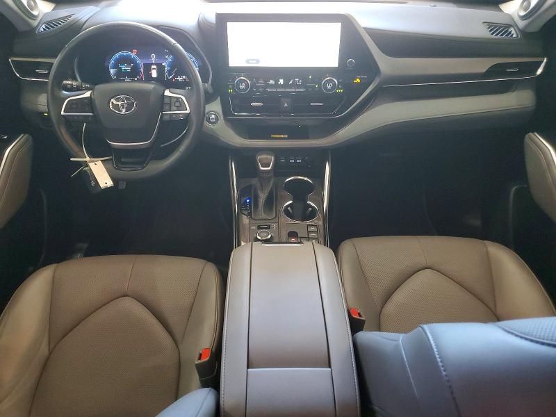 60913436 :رقم المزاد ، 5TDKDRBH4PS500349 vin ، 2023 Toyota Highlander مزاد بيع