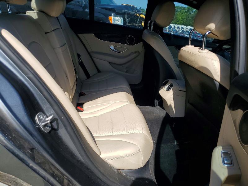 2018 Mercedes-benz C მანქანა იყიდება აუქციონზე, vin: 55SWF4JB8JU241418, აუქციონის ნომერი: 59029746