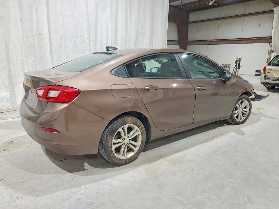 2019 Chevrolet Cruze მანქანა იყიდება აუქციონზე, vin: 1G1BC5SM1K7137223, აუქციონის ნომერი: 60211796