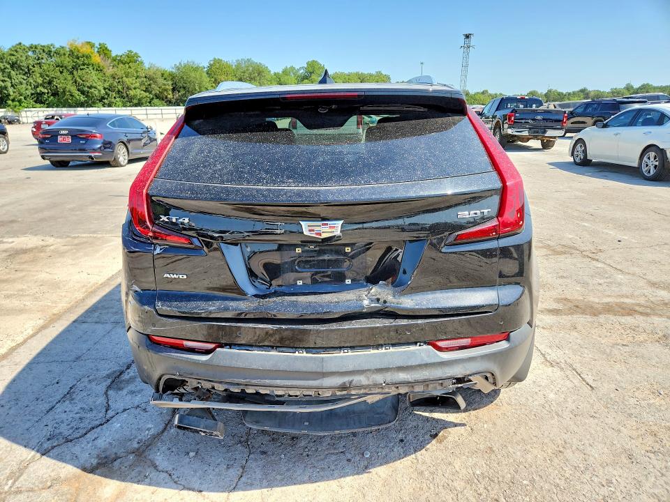 60522616 :رقم المزاد ، 1GYFZDR4XKF117639 vin ، 2019 Cadillac Xt4 مزاد بيع