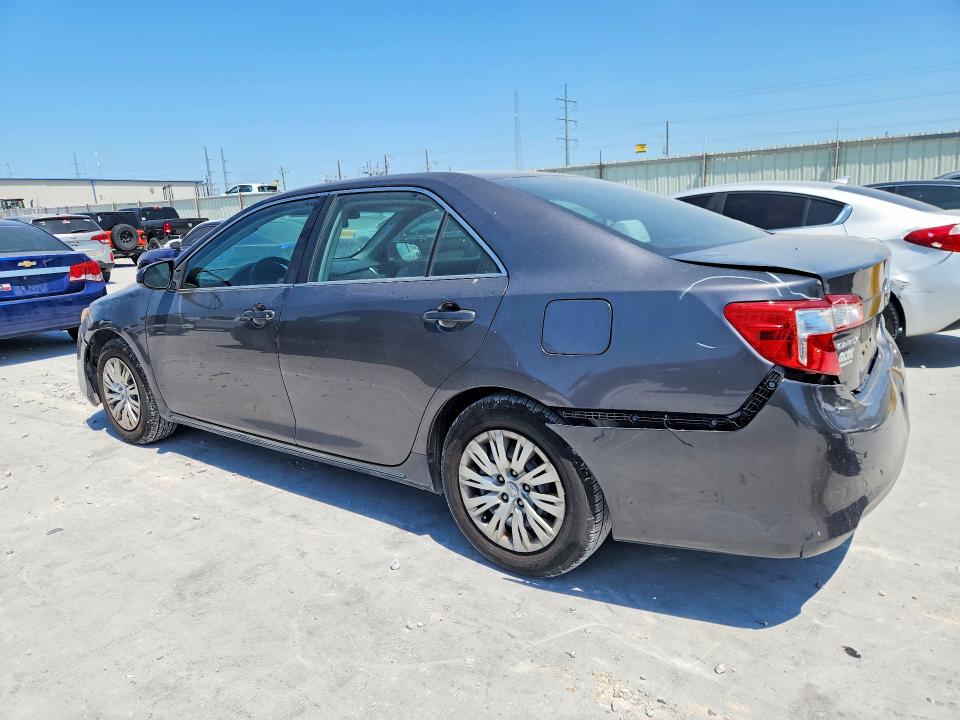 59972446 :رقم المزاد ، 4T1BF1FK8EU401099 vin ، 2014 Toyota Camry مزاد بيع