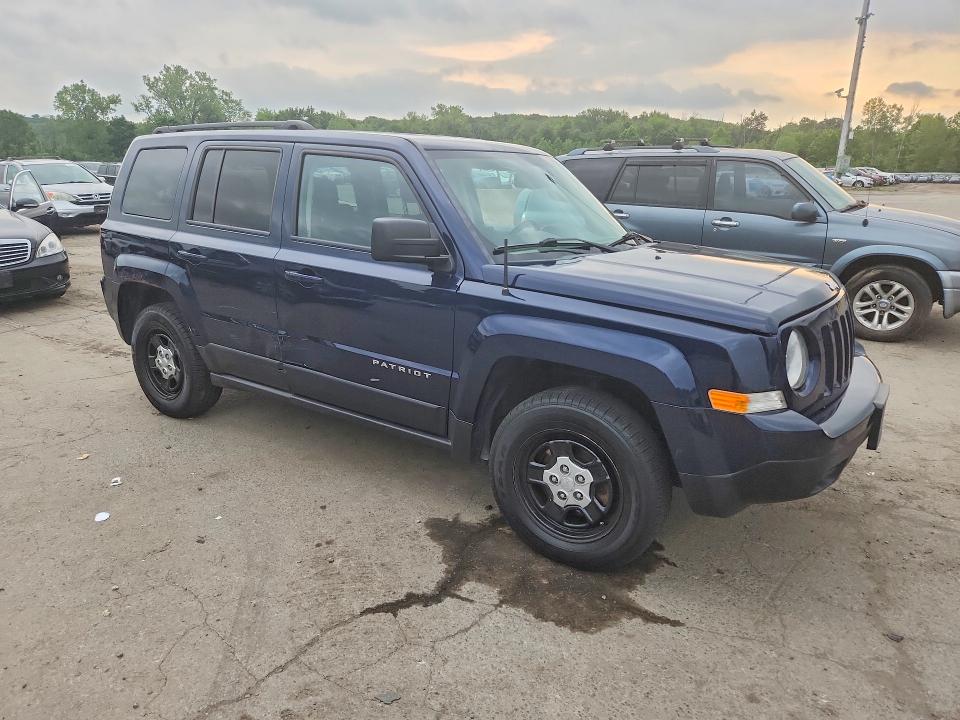 61743816 :رقم المزاد ، 1C4NJRBB9GD683325 vin ، 2016 Jeep Patriot مزاد بيع