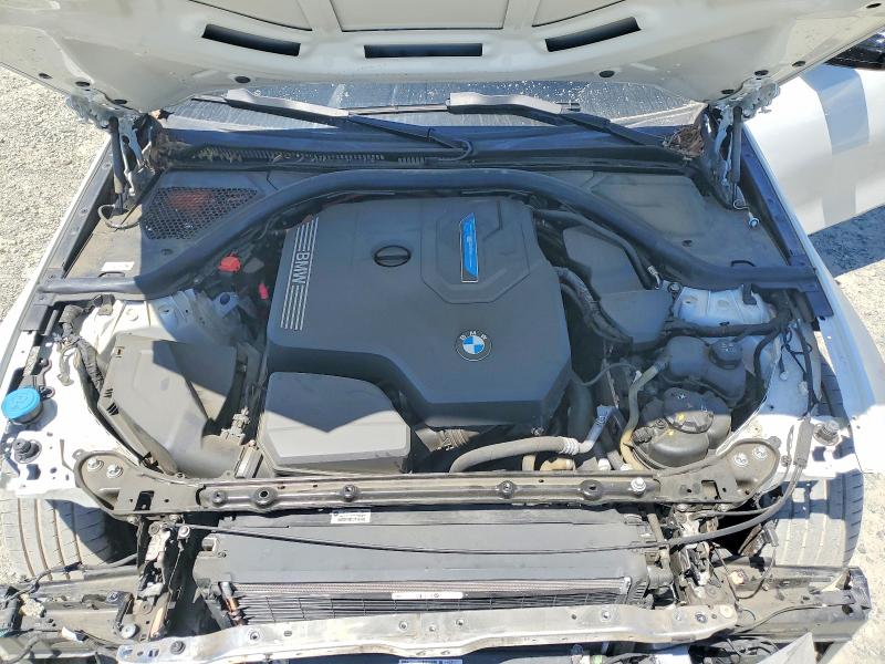 60437946 :رقم المزاد ، 3MW39FF09P8C97313 vin ، 2023 Bmw 330e مزاد بيع