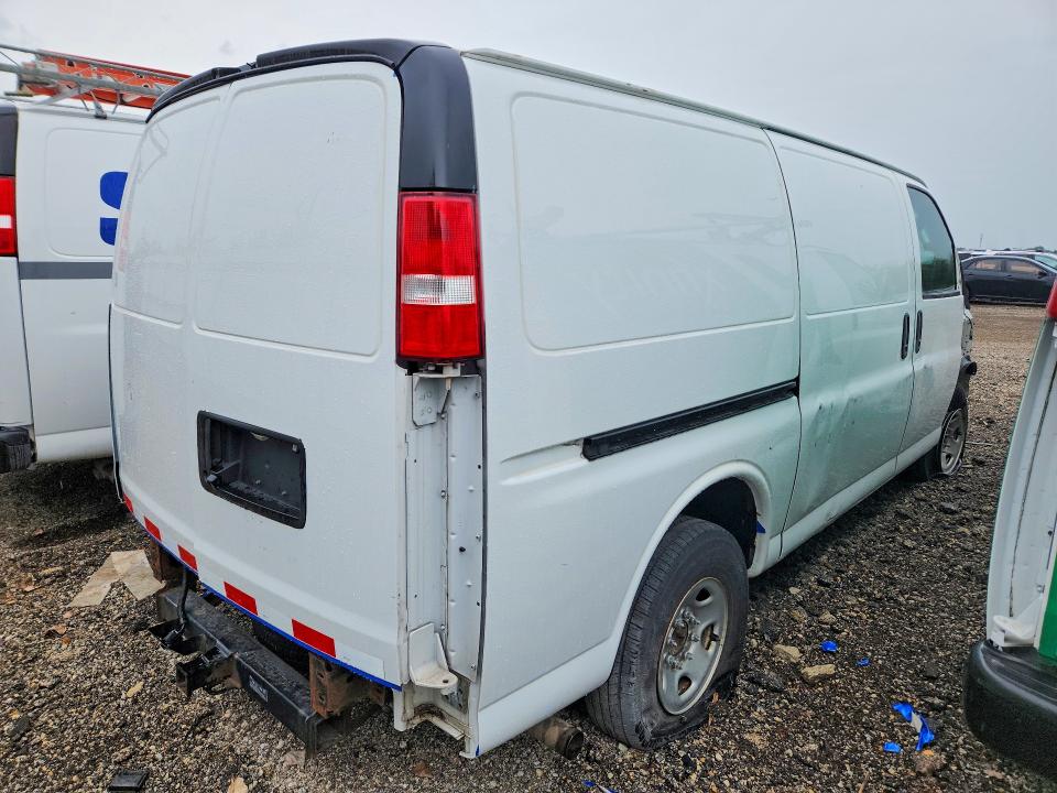 63678386 :رقم المزاد ، 1GCWGAFPXJ1319823 vin ، 2018 Chevrolet Express G2500 مزاد بيع