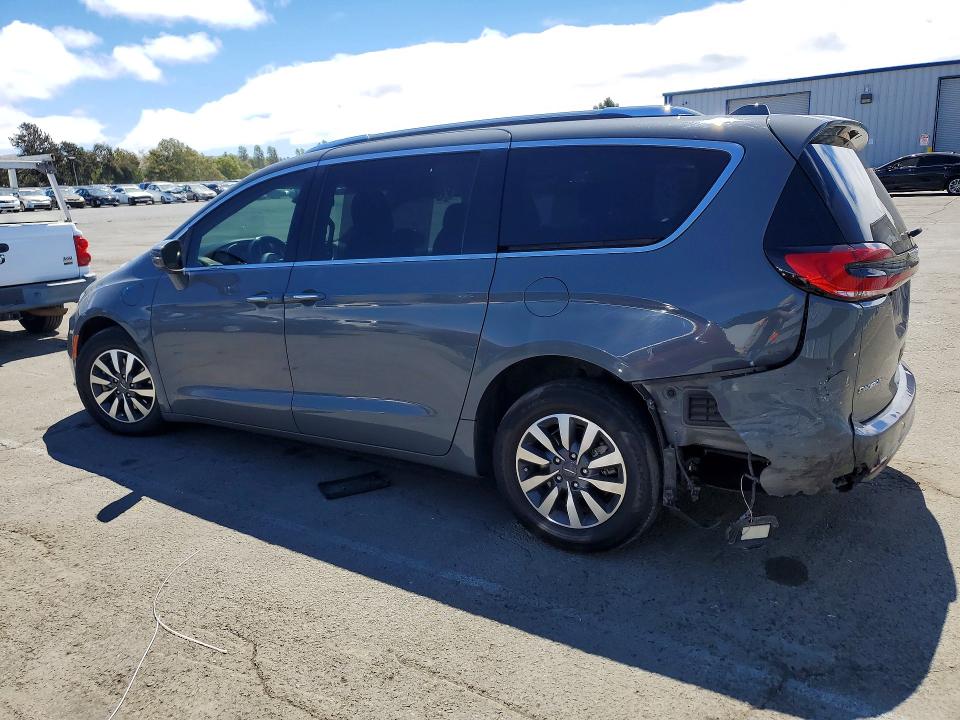 2021 Chrysler Pacifica მანქანა იყიდება აუქციონზე, vin: 2C4RC1L79MR581104, აუქციონის ნომერი: 61631096