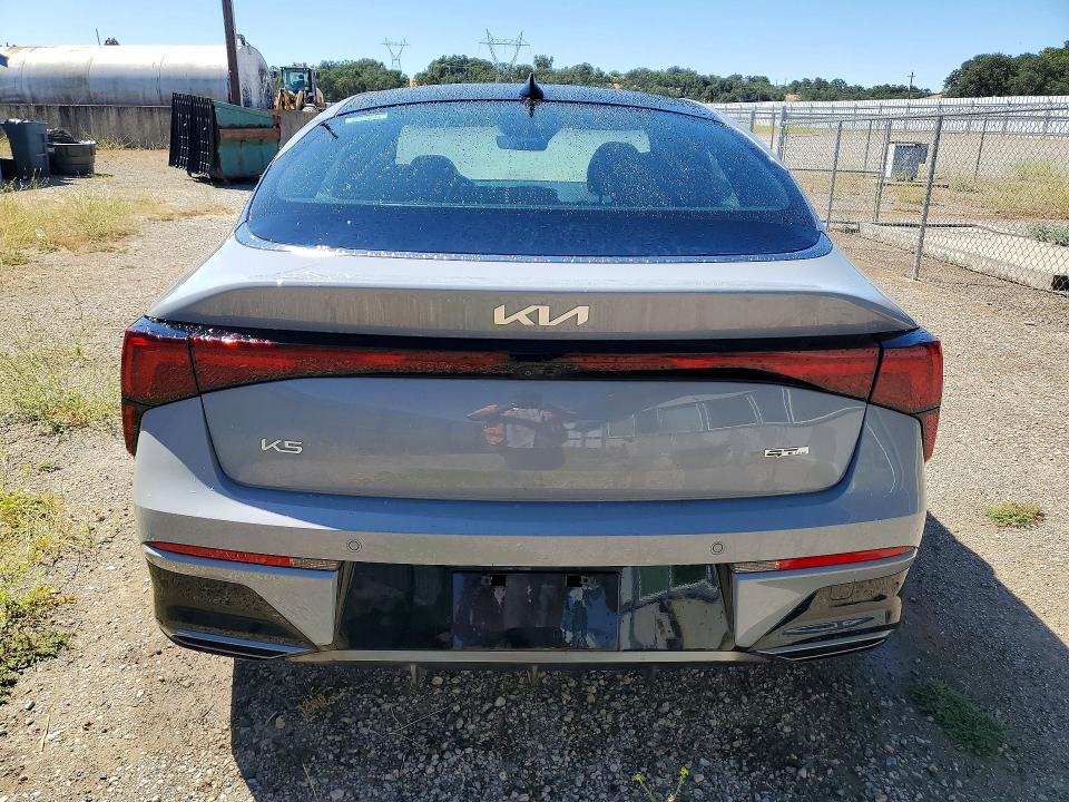 2025 Kia K5 მანქანა იყიდება აუქციონზე, vin: KNAG64J71S5378850, აუქციონის ნომერი: 59707106