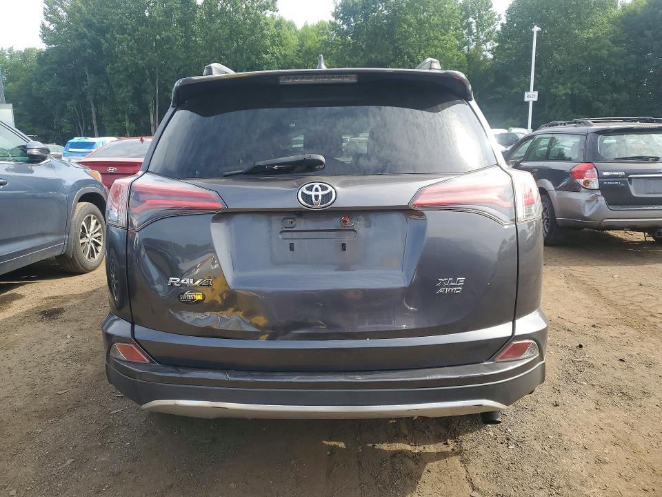 Продажа на аукционе авто 2018 Toyota Rav4, vin: JTMRFREV7JJ735018, номер лота: 61291906