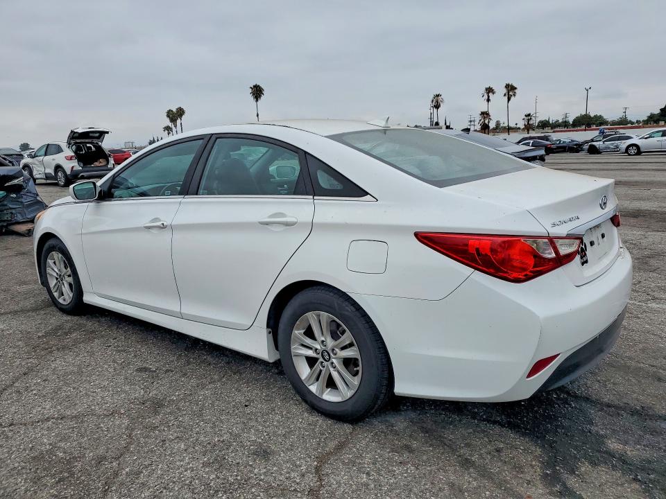 59710866 :رقم المزاد ، 5NPEB4AC6EH822330 vin ، 2014 Hyundai Sonata مزاد بيع
